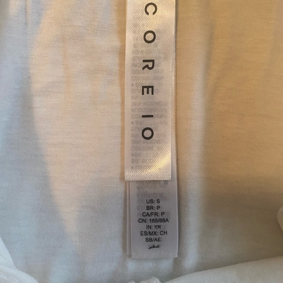 NWOT Core 10 twist front crop tank. - Picture 3 of 6